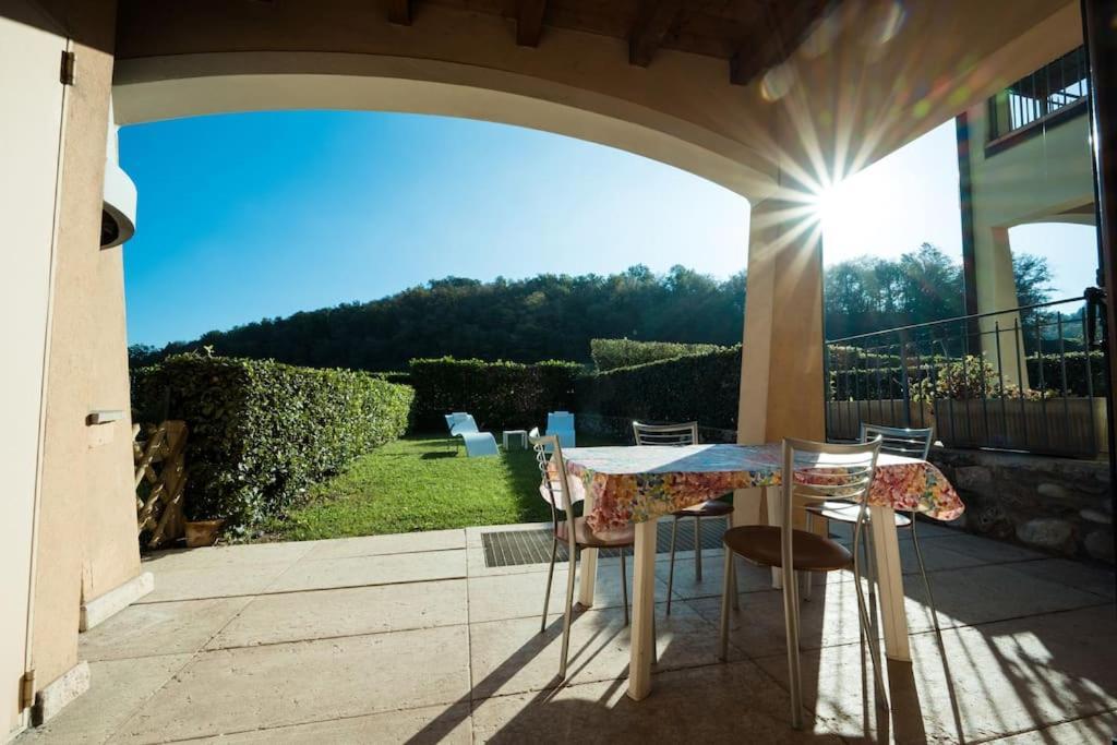 Oliva Apartment - Featuring A Private Garden And Access To A Pool Barcuzzi Eksteriør billede