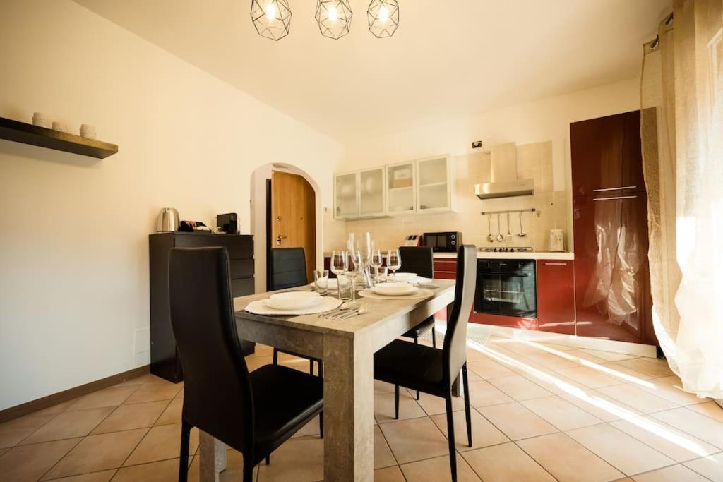 Oliva Apartment - Featuring A Private Garden And Access To A Pool Barcuzzi Eksteriør billede