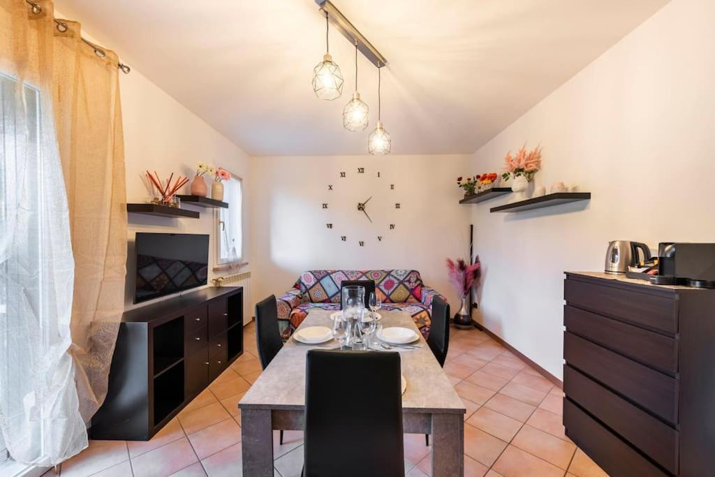 Oliva Apartment - Featuring A Private Garden And Access To A Pool Barcuzzi Eksteriør billede